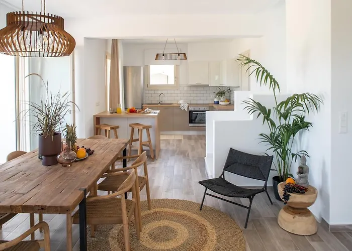 Vouno Luxury Villa *