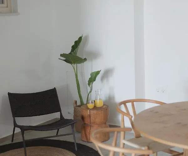 Vouno Luxury Villa *