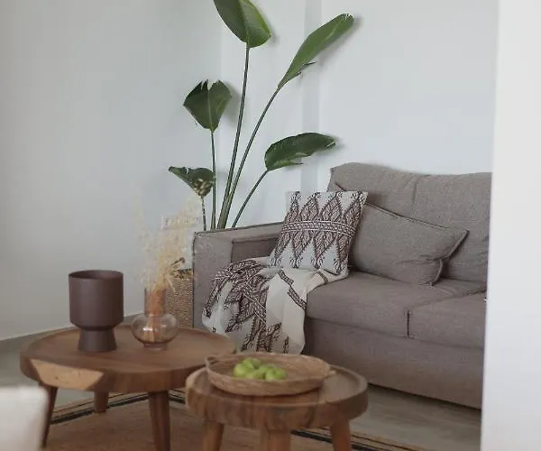 Vouno Luxury Villa *