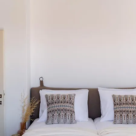 Vouno Luxury Villa
