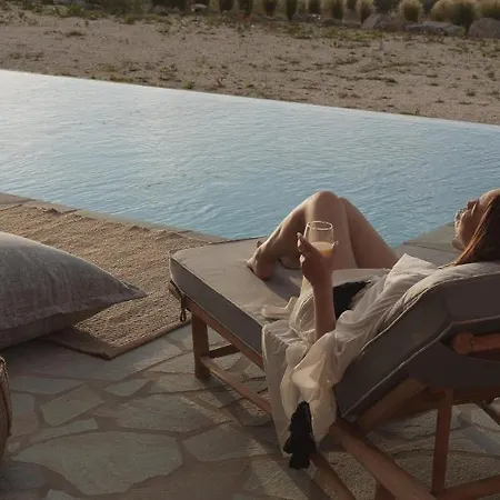 Vouno Luxury Villa *